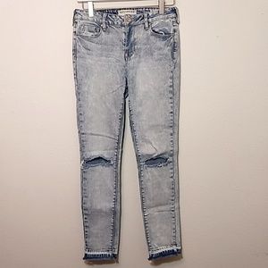 Bullhead Mid Rise Skinniest Ankle Jean 26
